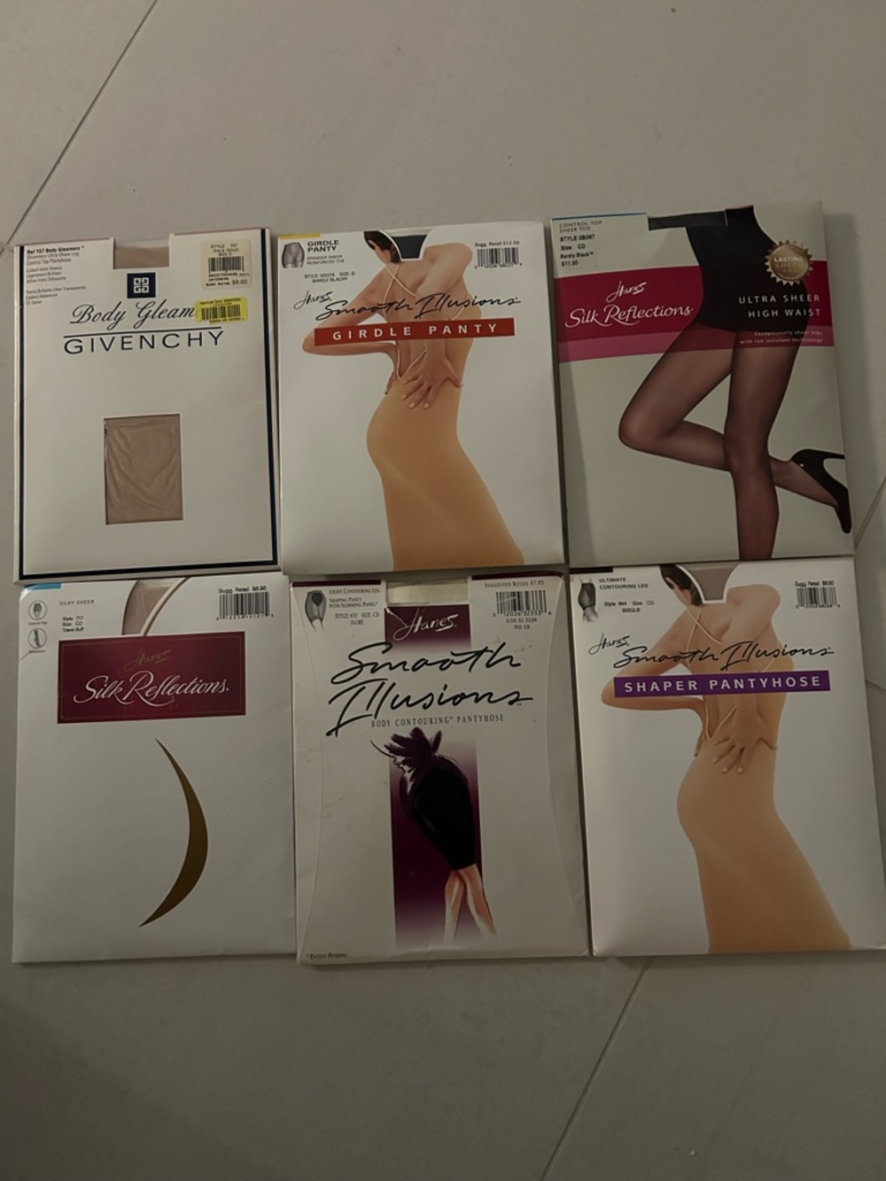 Six Hanes Pantihose Size CD and D